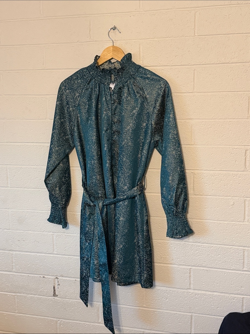 NWT FRNCH Paris Gally Metallic Patterned Mini